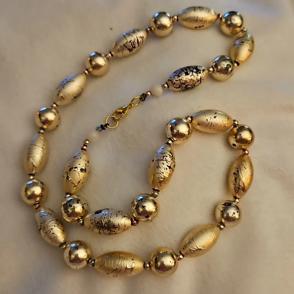 Vintage Estate MCM Gold Splattered Glass Beaded Necklace